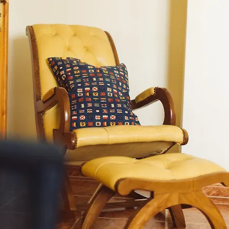 18 - Typical Portuguese