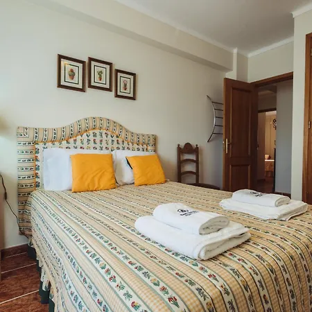 아파트 18 - Typical Portuguese 페니케