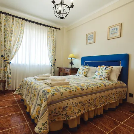 Apartment 18 - Typical Portuguese