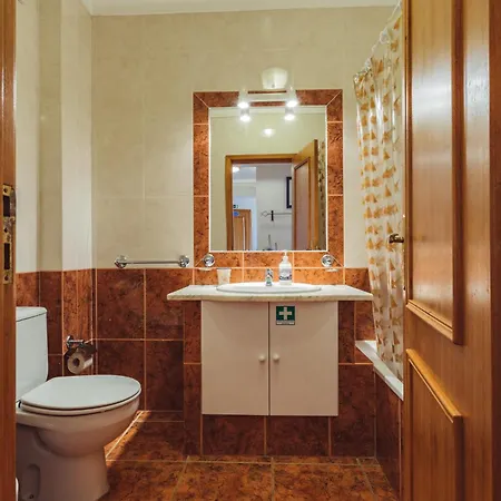 아파트 18 - Typical Portuguese 페니케