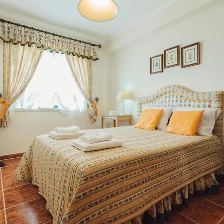 18 - Typical Portuguese Apartment